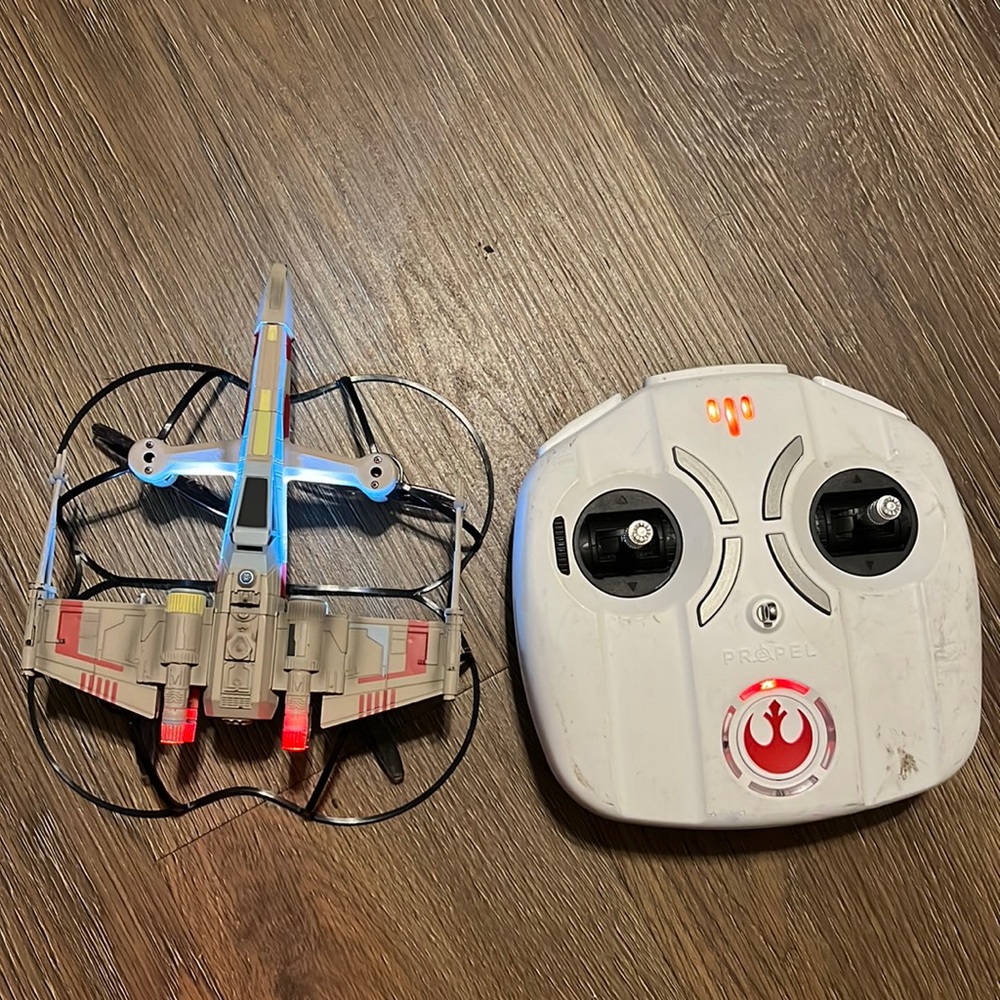 T-65 x wing Star Wars drone